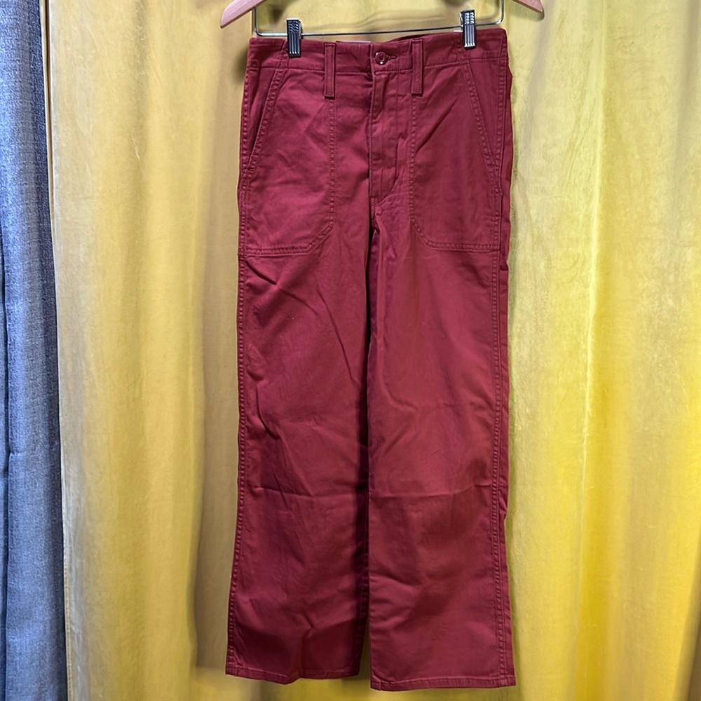 Levi’s Surplus Straight Cropped Pants